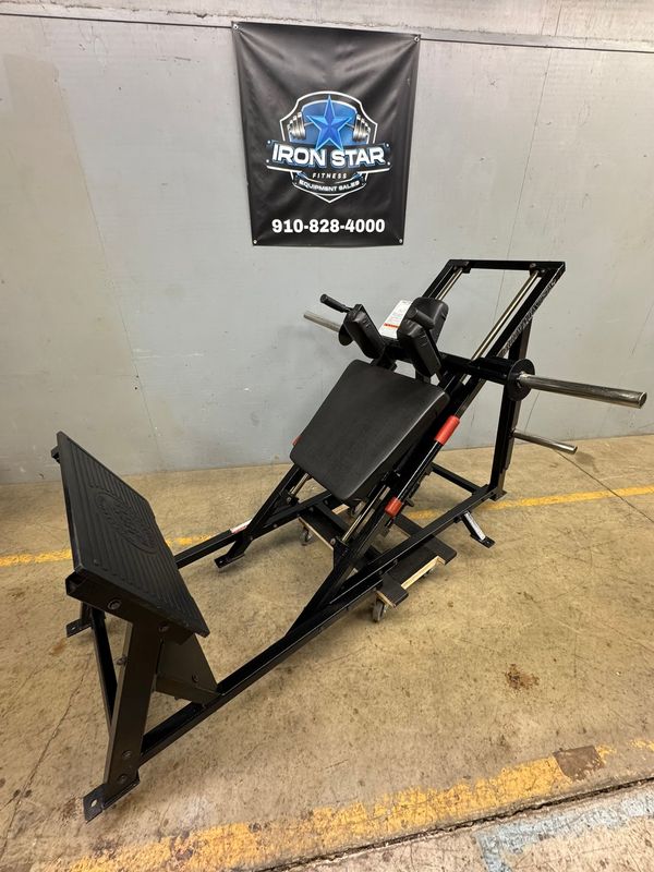 Bodymasters Hack Squat