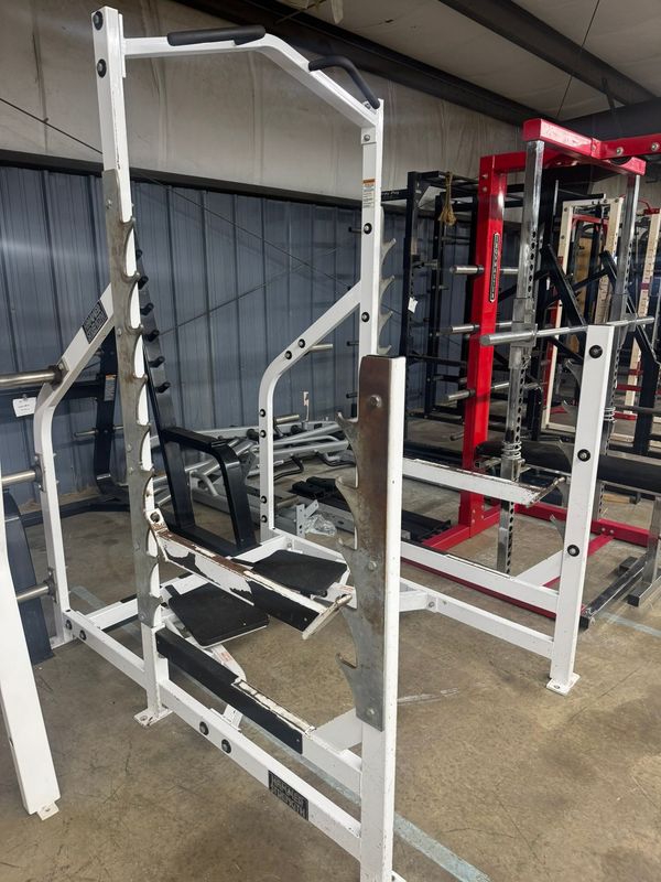 Hammer Strength Squat Rack