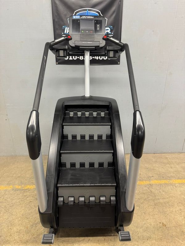 Life Fitness Power MIll