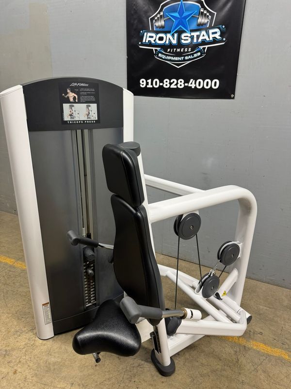 Life Fitness Signature Tricep Press