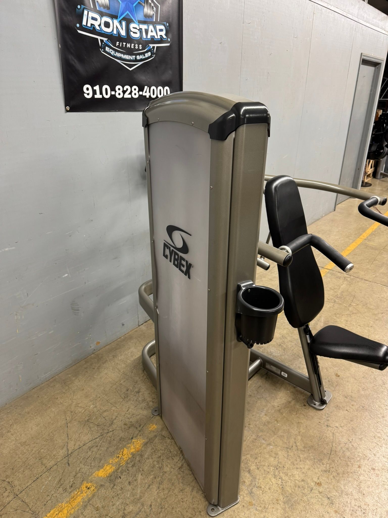 Cybex VR3 Shoulder Press