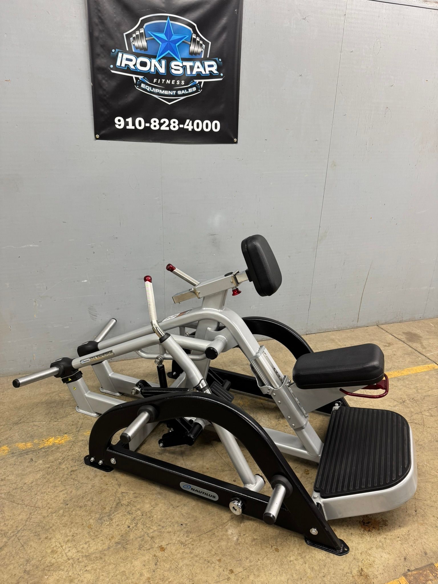 Nautilus Leverage Plate Loaded ISO Row