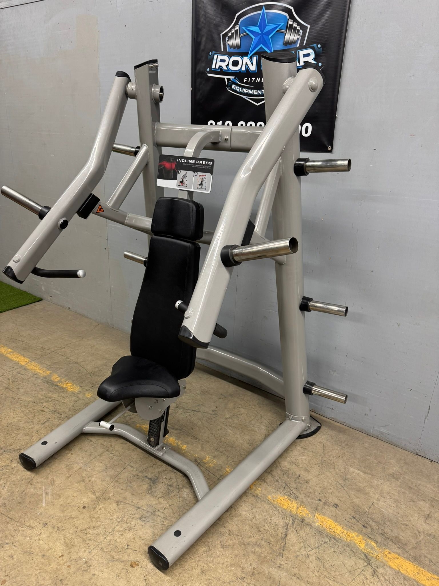 Plate Loaded Incline Chest Press