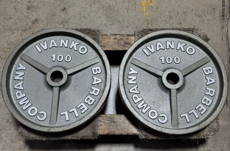 Ivanko M-Series 100lb Plates