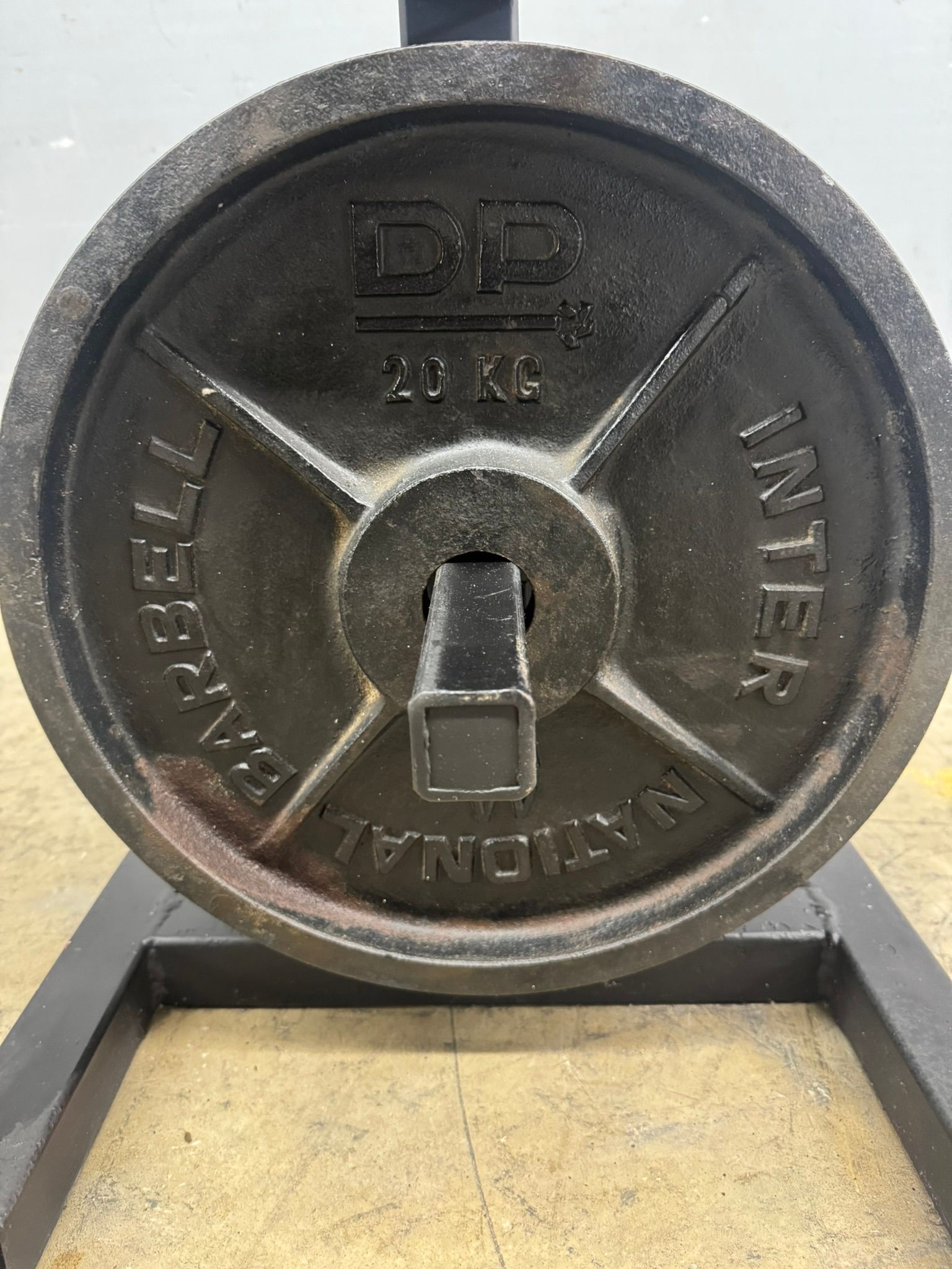Vintage DP KG Plate Set