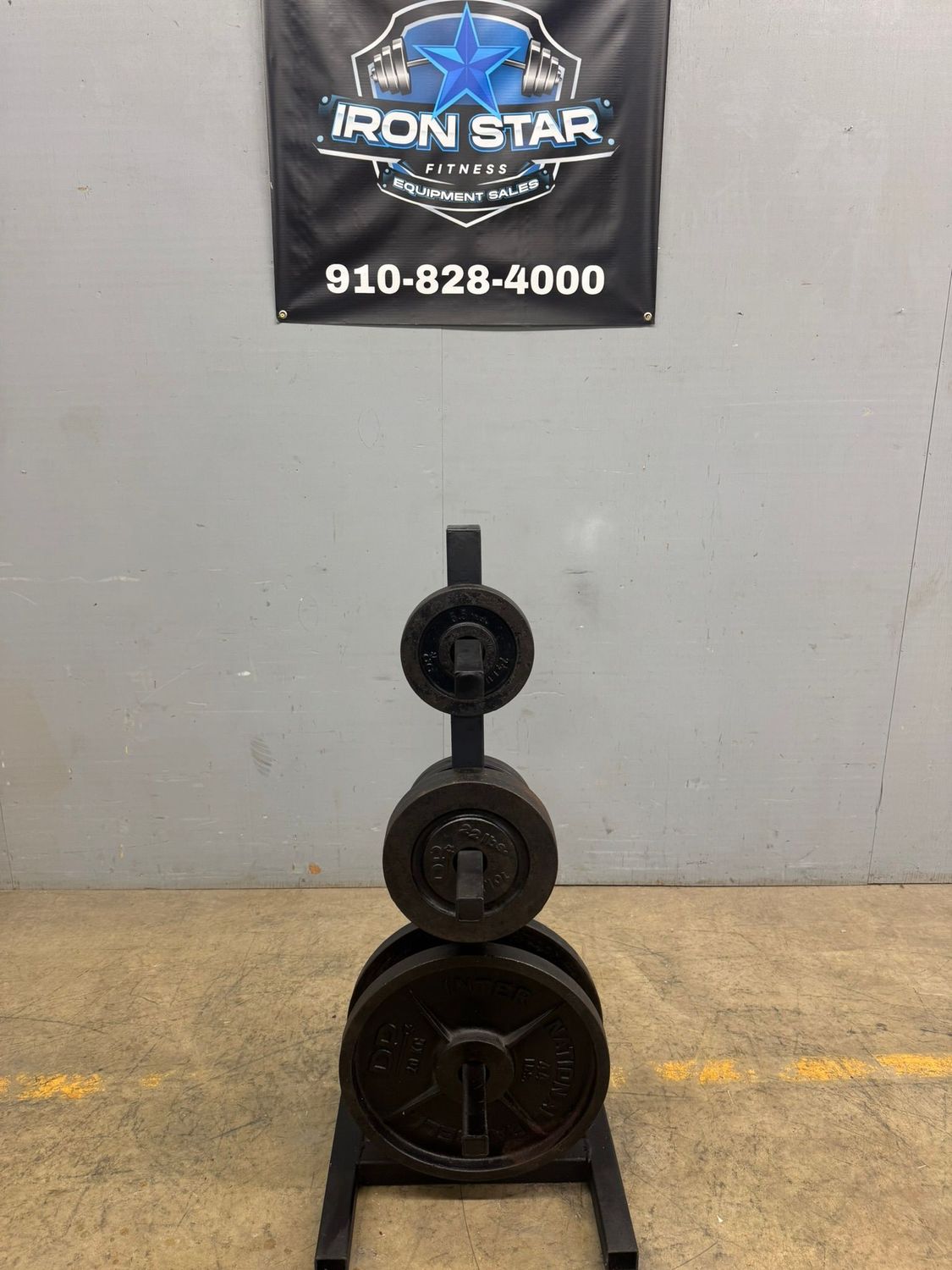 Vintage DP KG Plate Set