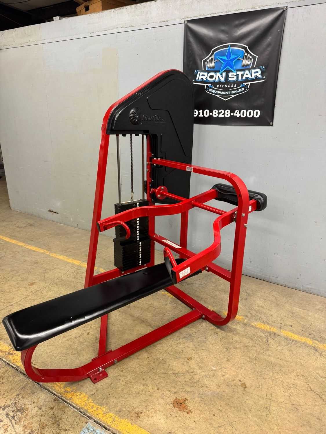 Nautilus Low Friction Chest Press