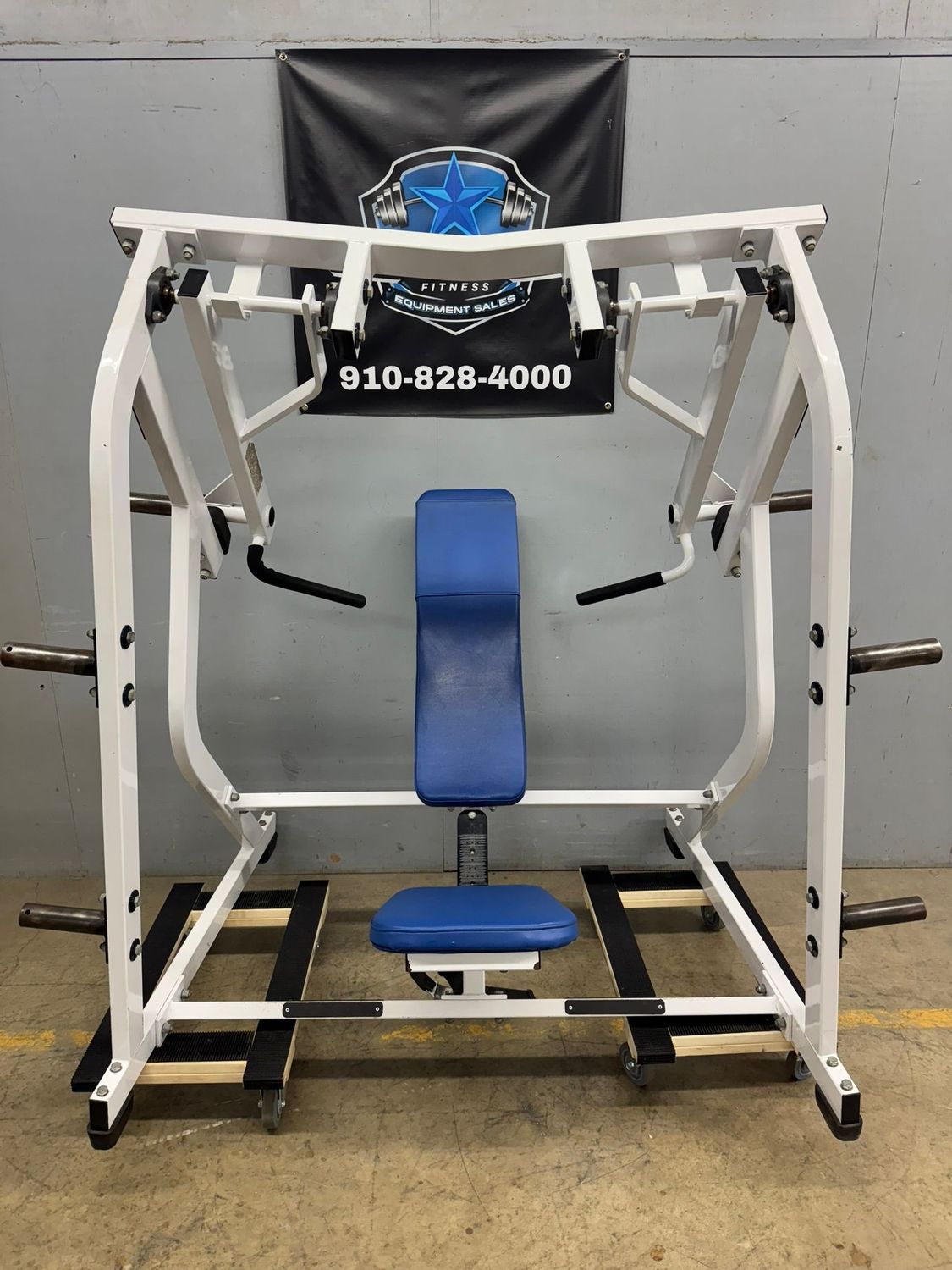 Hammer Strength Behind The Neck Press