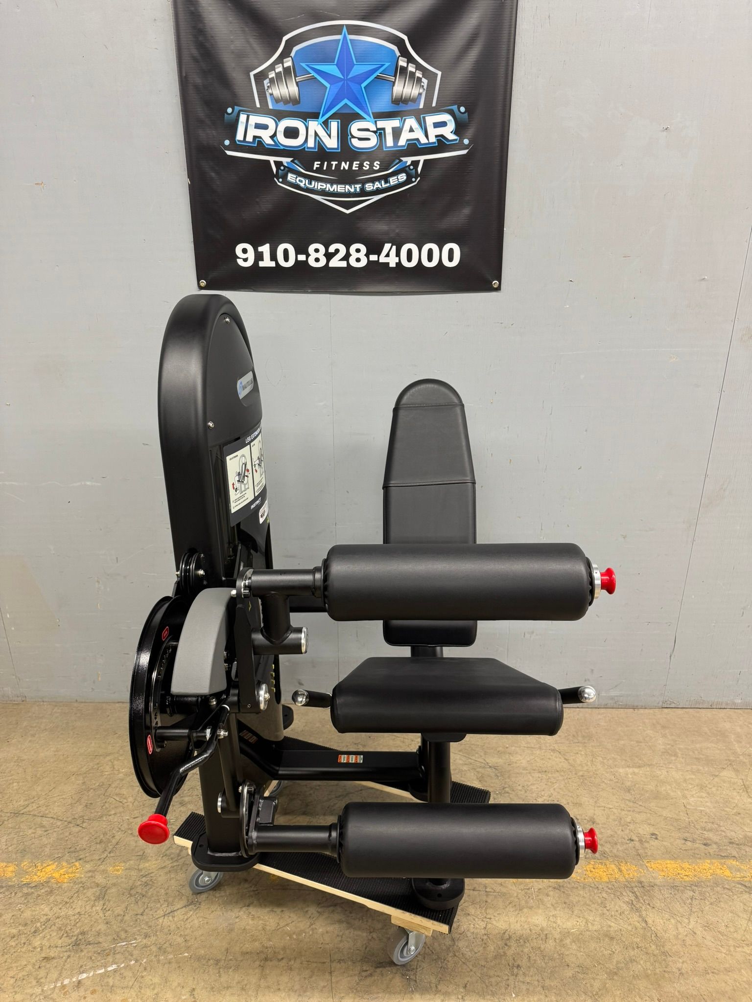New Nautilus Leg Extension Leg Curl