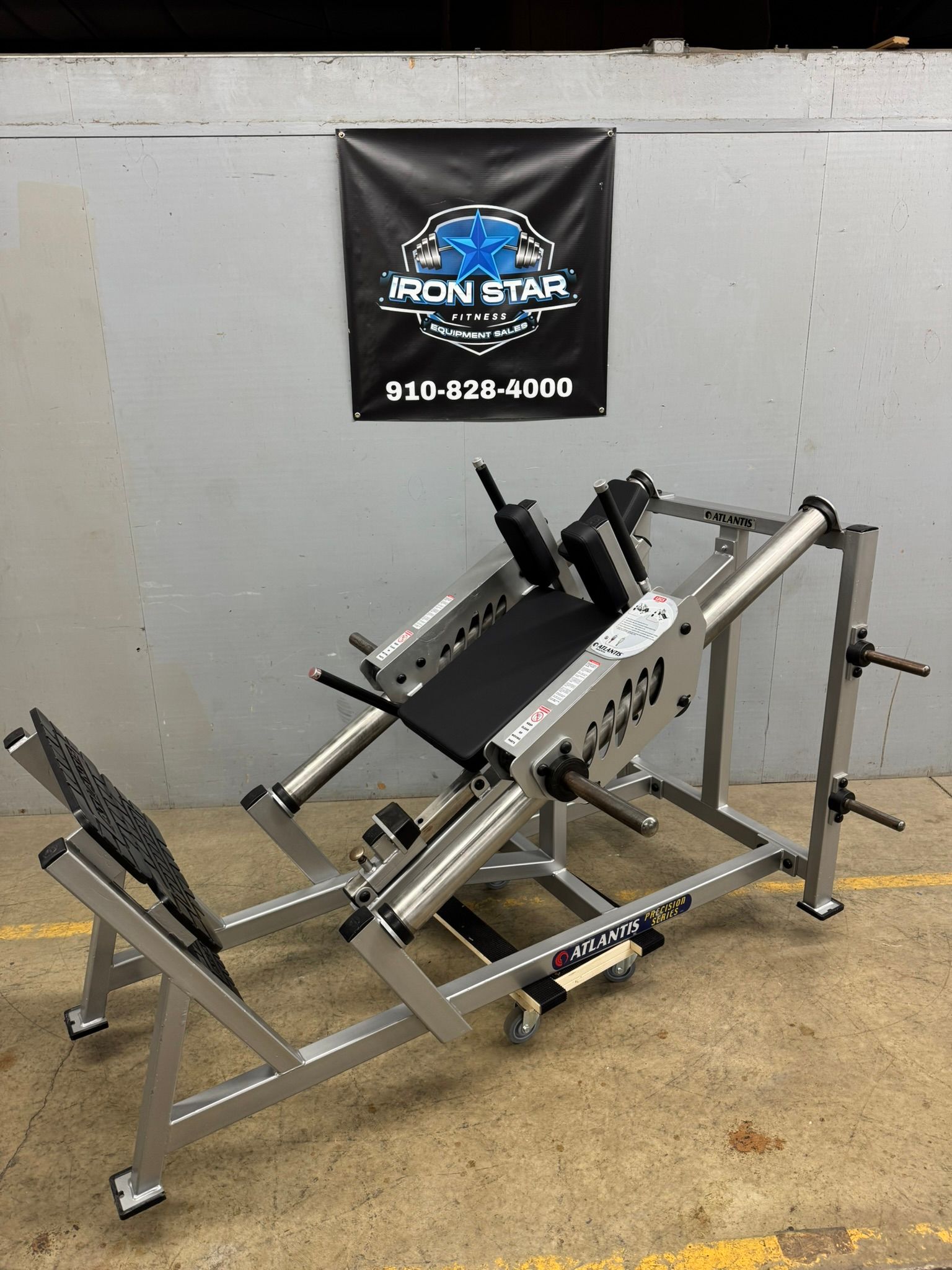 Atlantis C412 Hack  Squat