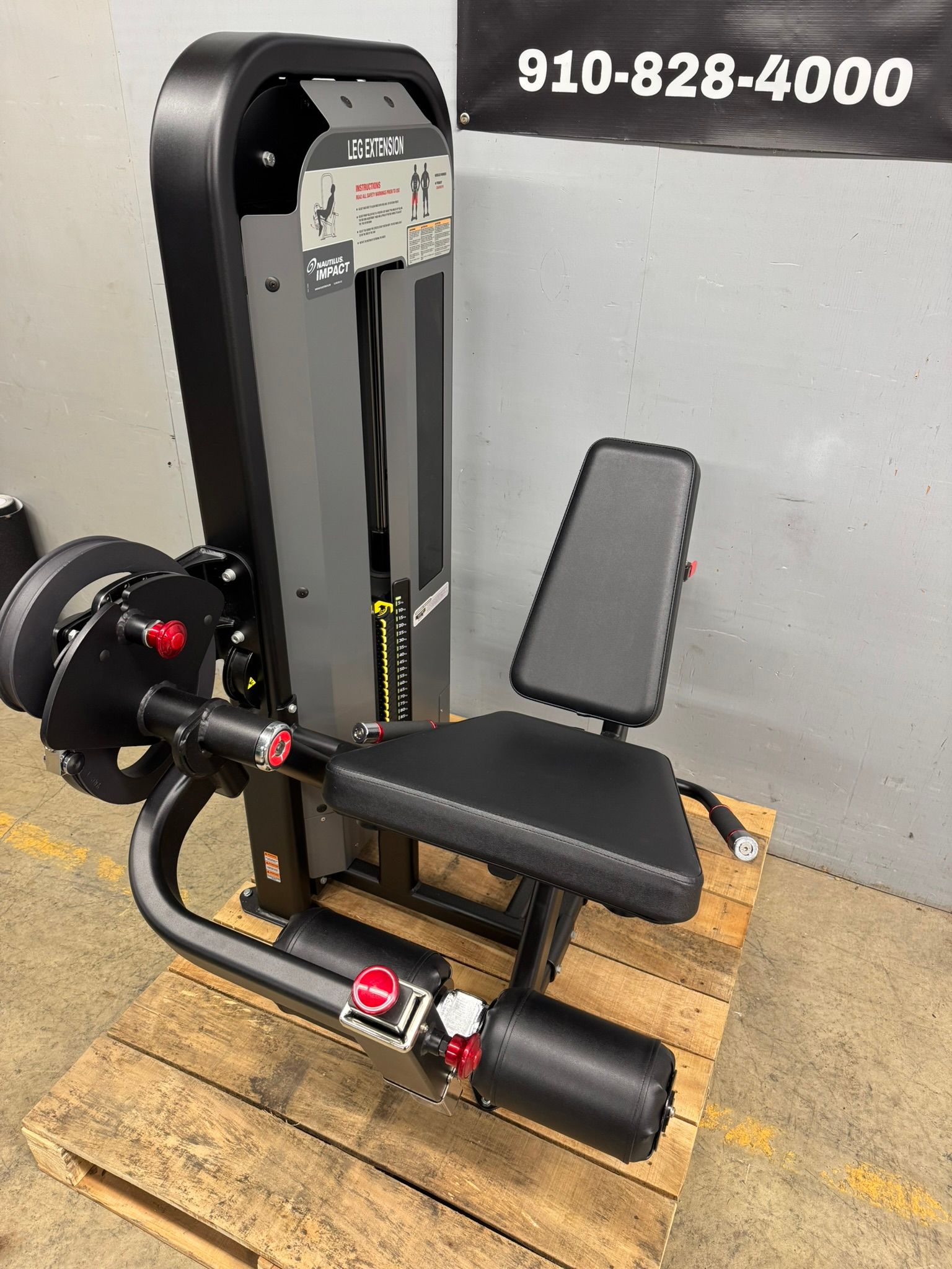 New Nautilus Impact Leg Extension