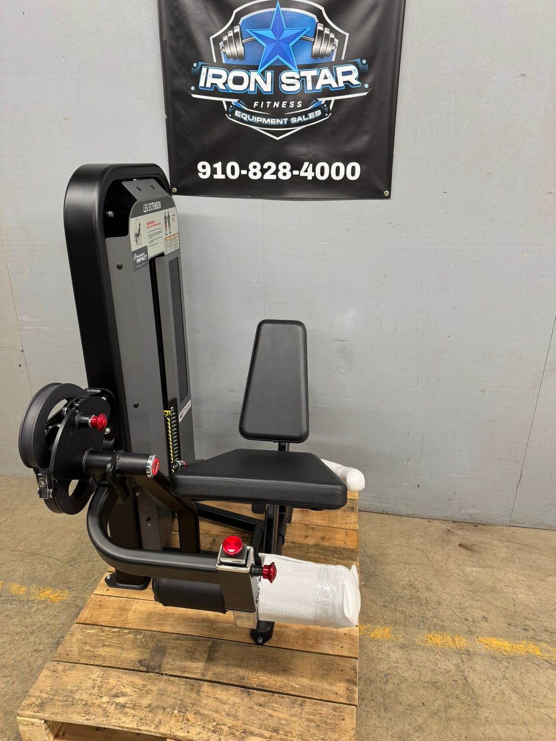 New Nautilus Impact Leg Extension