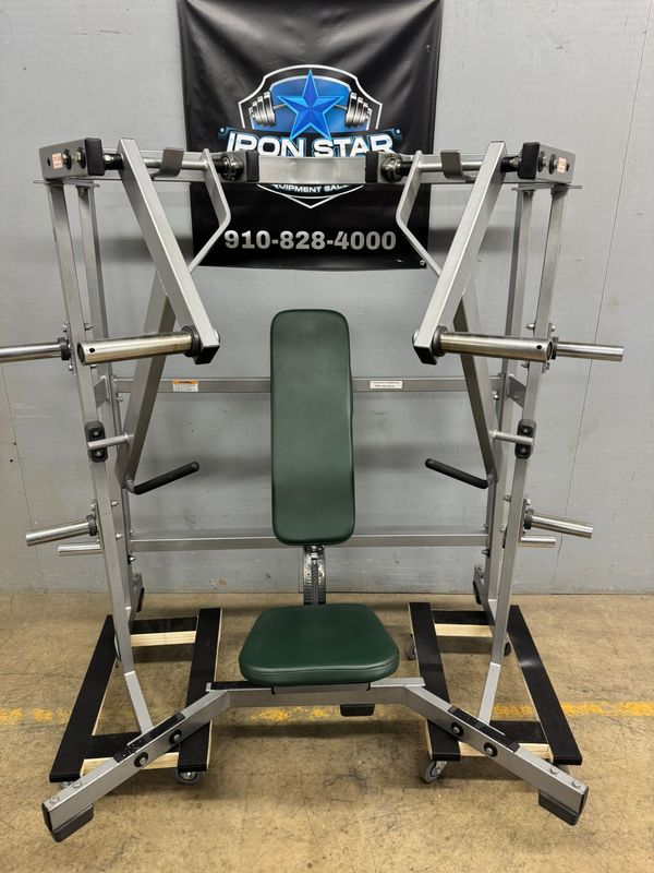 Hammer Strength Wide Chest