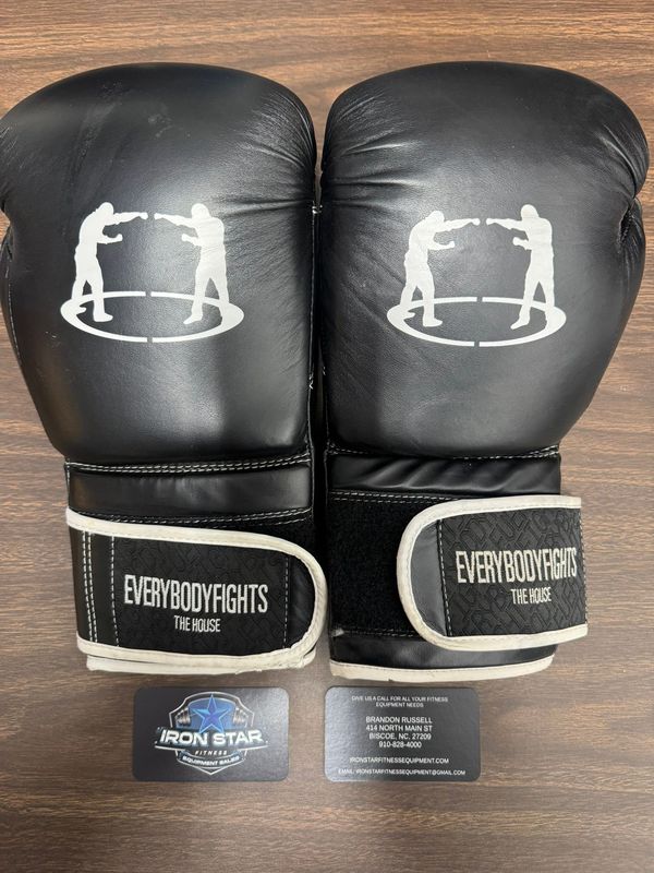 Everybody Fights Boxing Gloves 12oz S/M