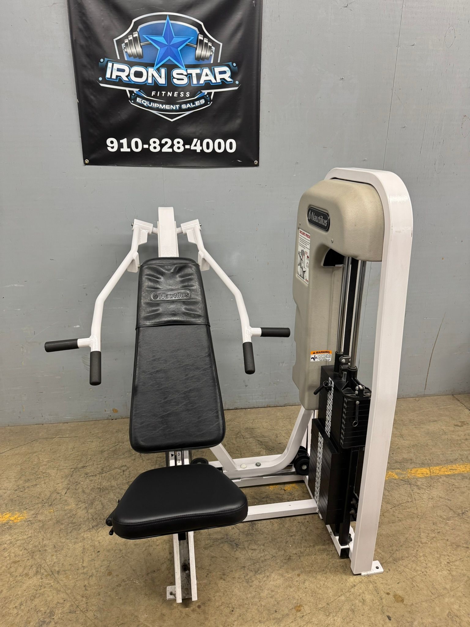 Nautilus 2ST Incline Chest Press