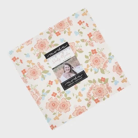 Dainty Meadow - Layer cake