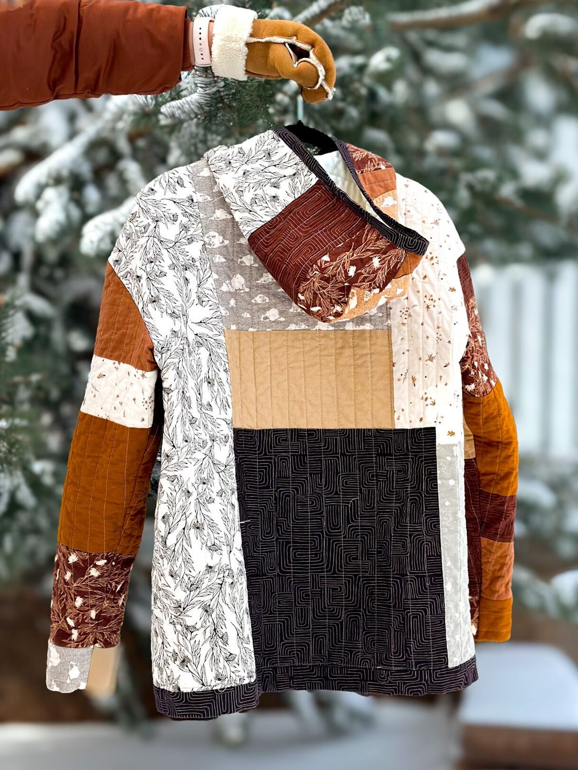 Dancing Daisies Quilted Hoodie - Pattern