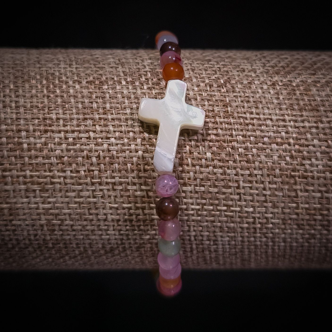 MOTHER OF PEARL CROSS MINI PINK AGATE BEAD BRACELET