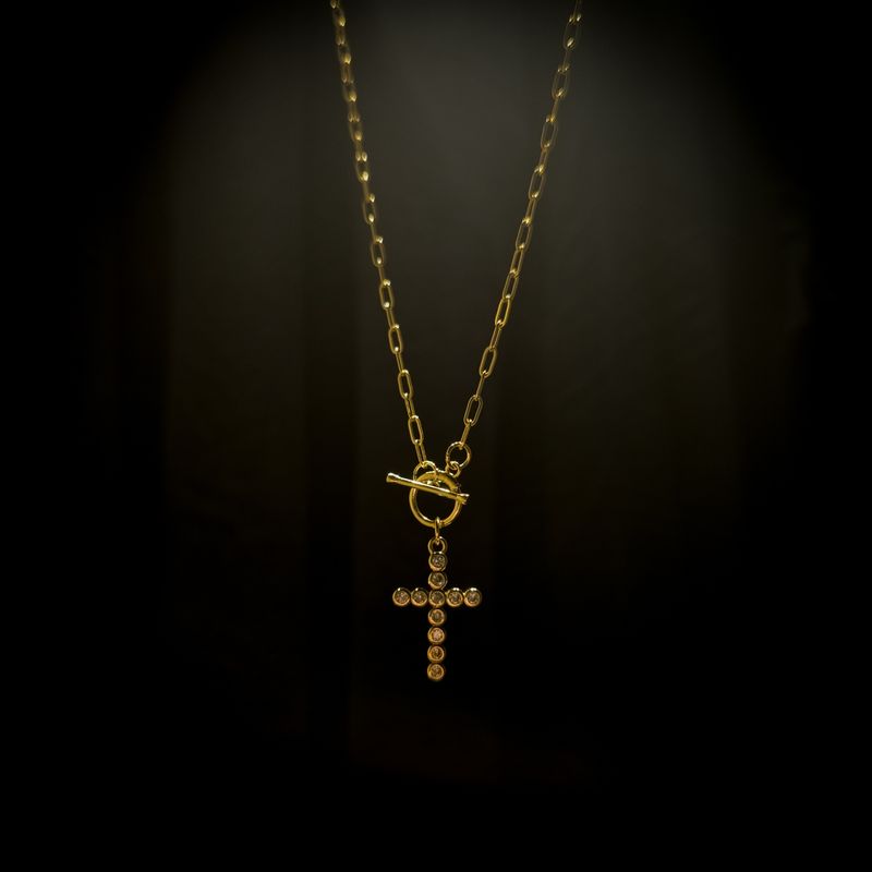 SPARKLE CROSS TOGGLE NECKLACE