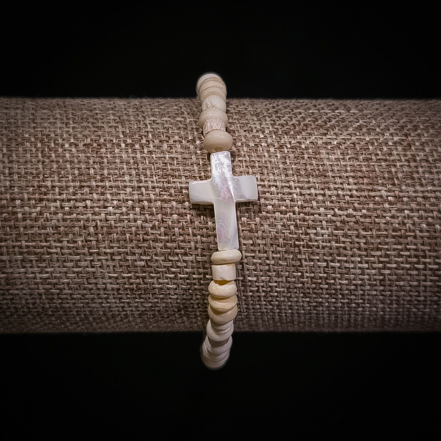 MOTHER OF PEARL CROSS MINI BONE BEAD BRACELET