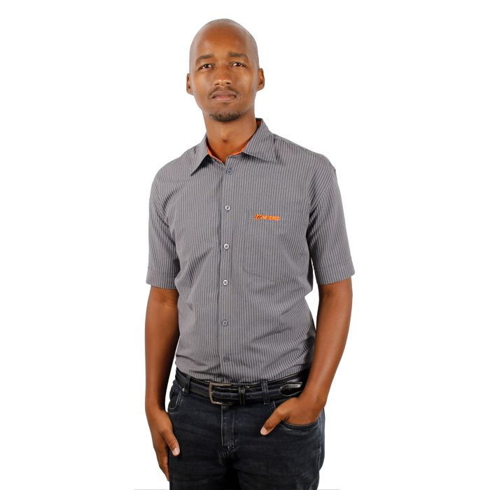 Men&#39;s Charcoal Pinstripe Lounge Shirt Short Sleeve