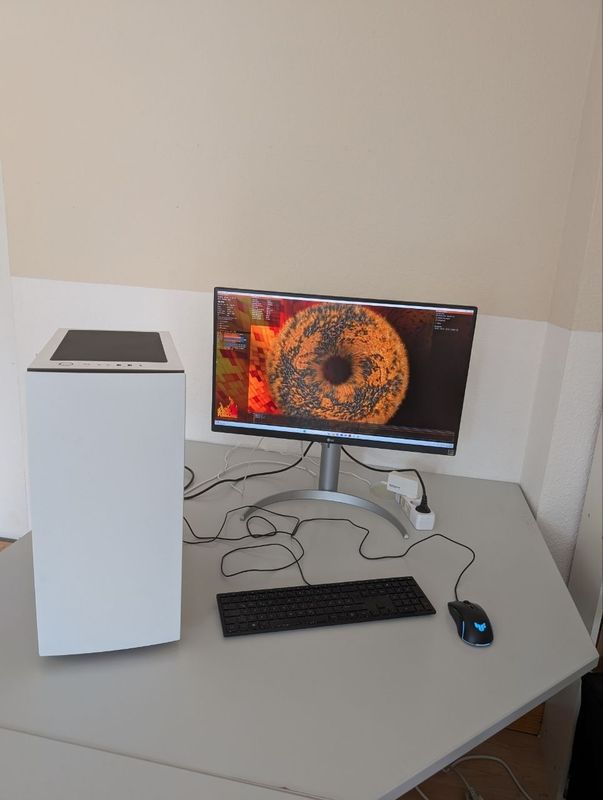 Desstronic Gaming Gaming PC Ryzen 5 3600-GTX 1080ti-11GB-16GB RAM-512GB NVMe SSD RGB