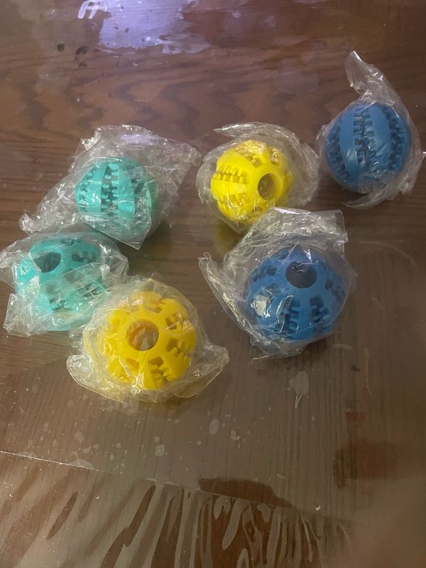 Small Treat Balls For Dogs