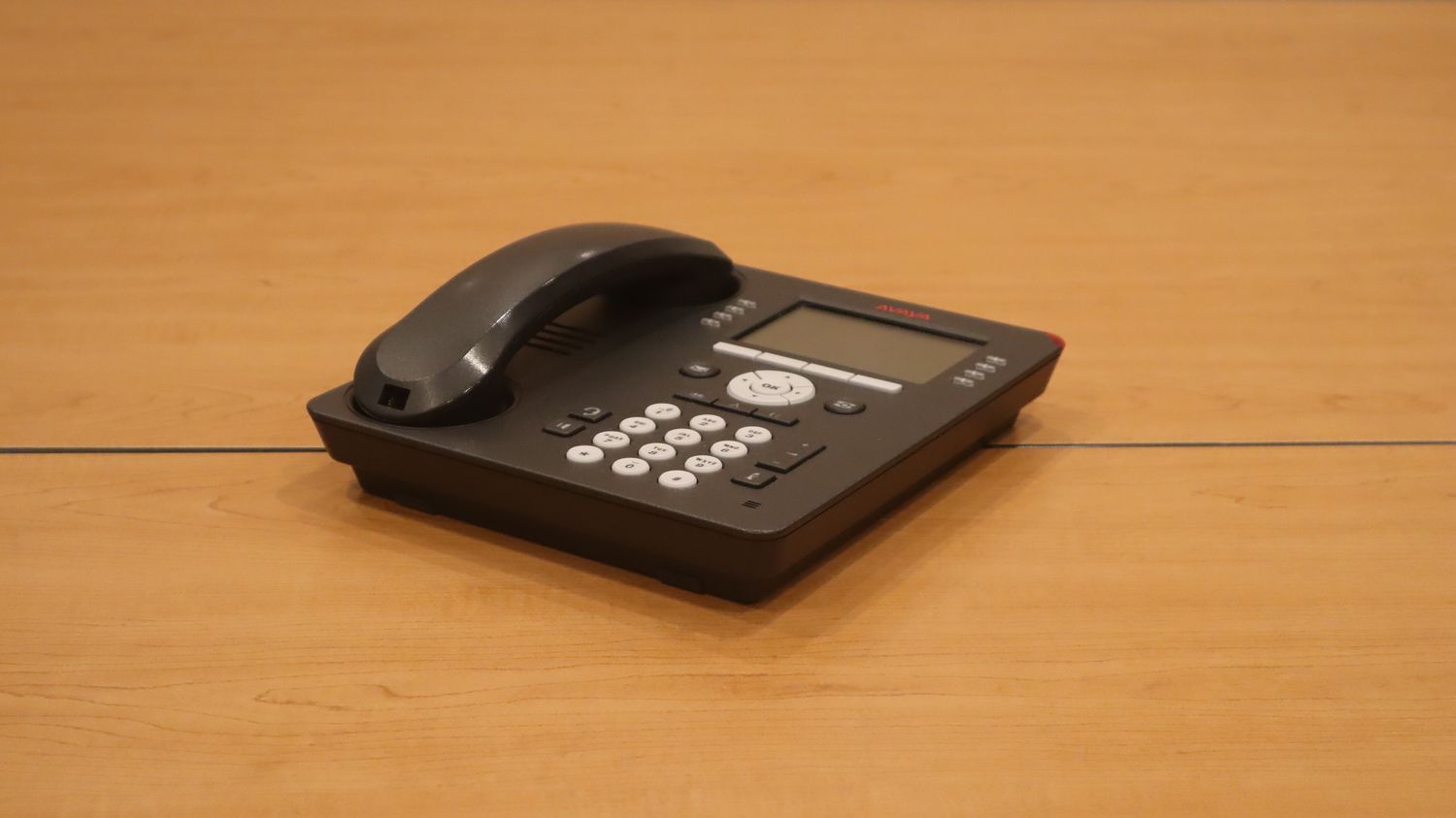 Avaya Deskphone 9608G (INCOMPLETE - NO STAND, NO CORD)