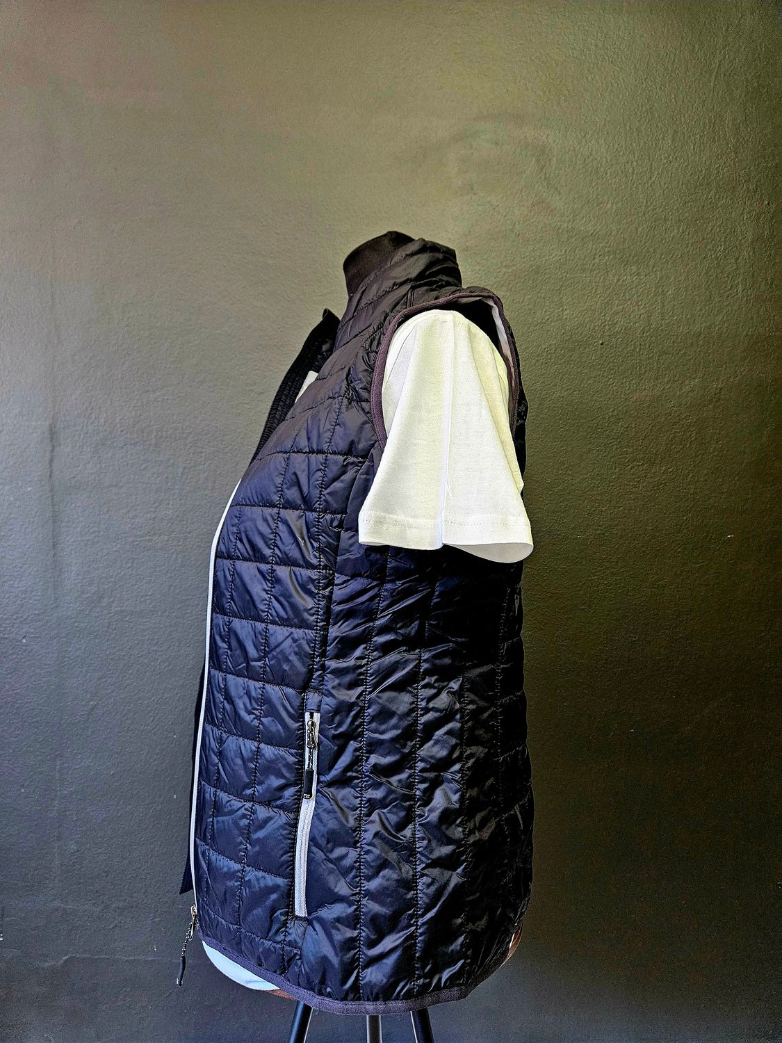Female Short Sleeve Puffer (Bottom Zip)