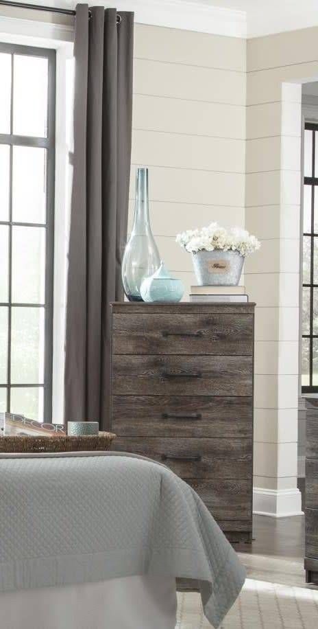 Glennridge Chest