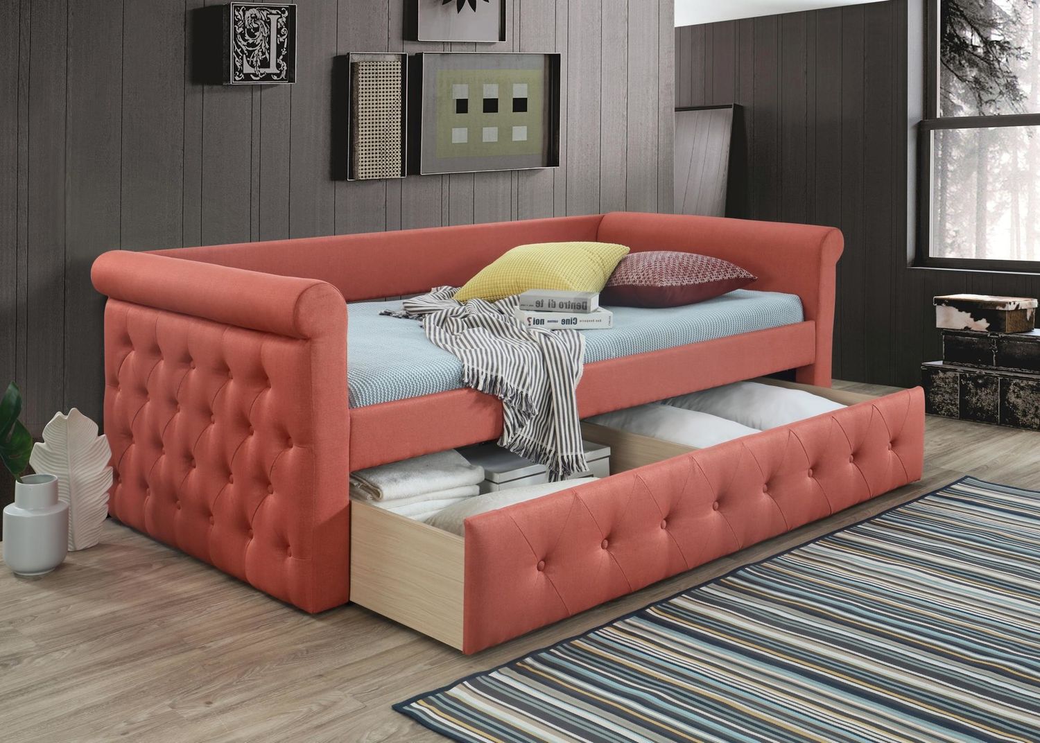 Waylon Pink Padded Daybed