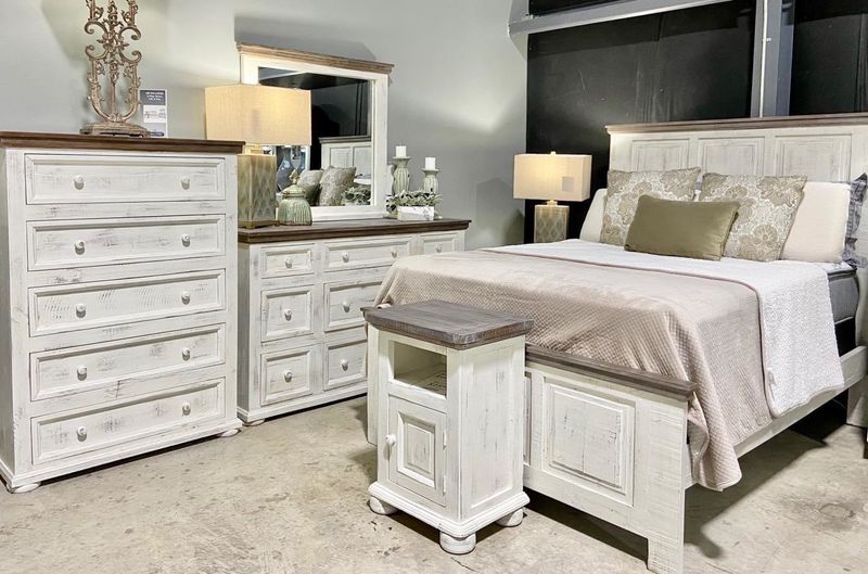 Allie Nightstand