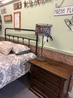27" License Plate Table Lamp