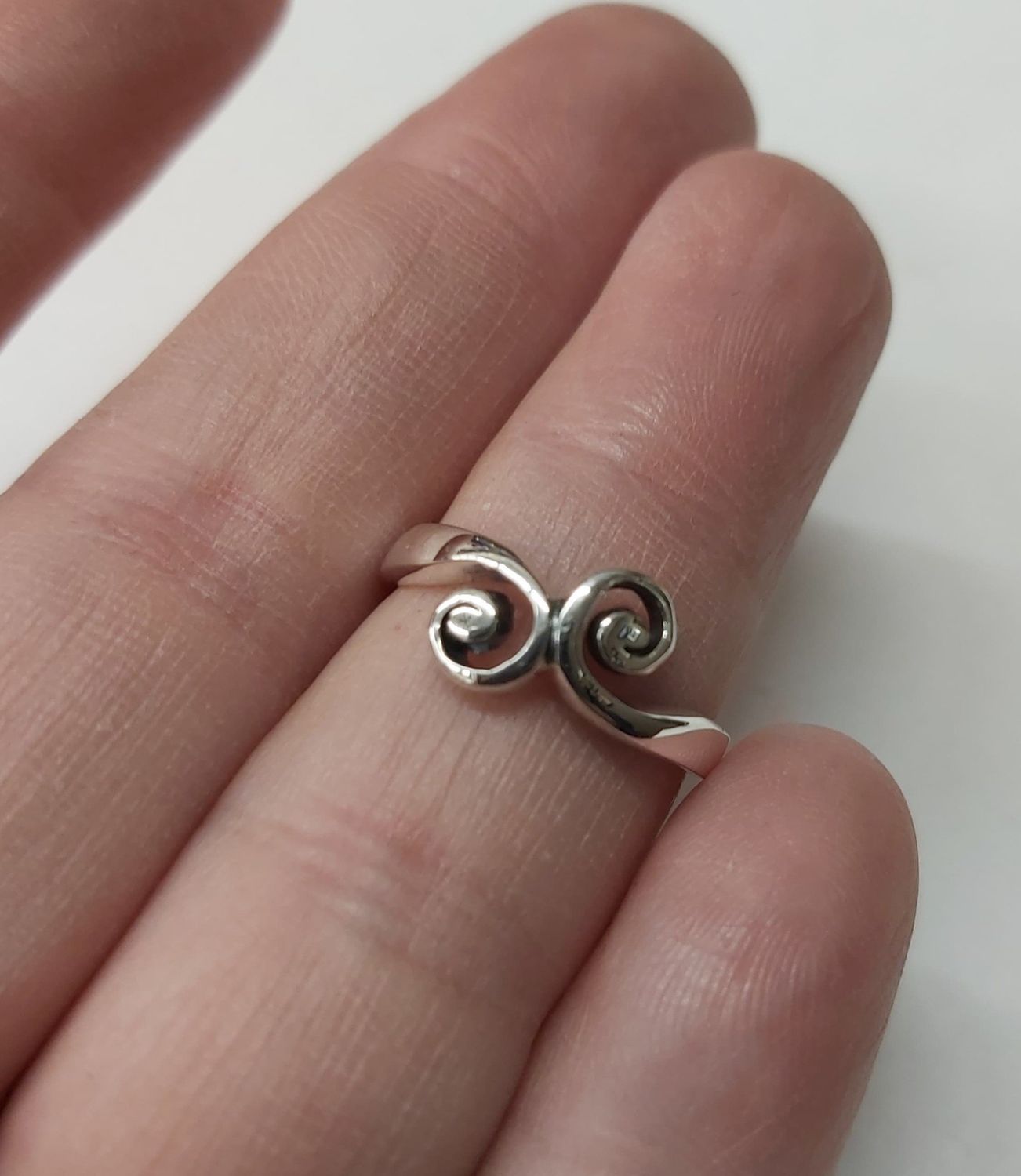 Double Swirl Ring - Size 5 Sterling Silver