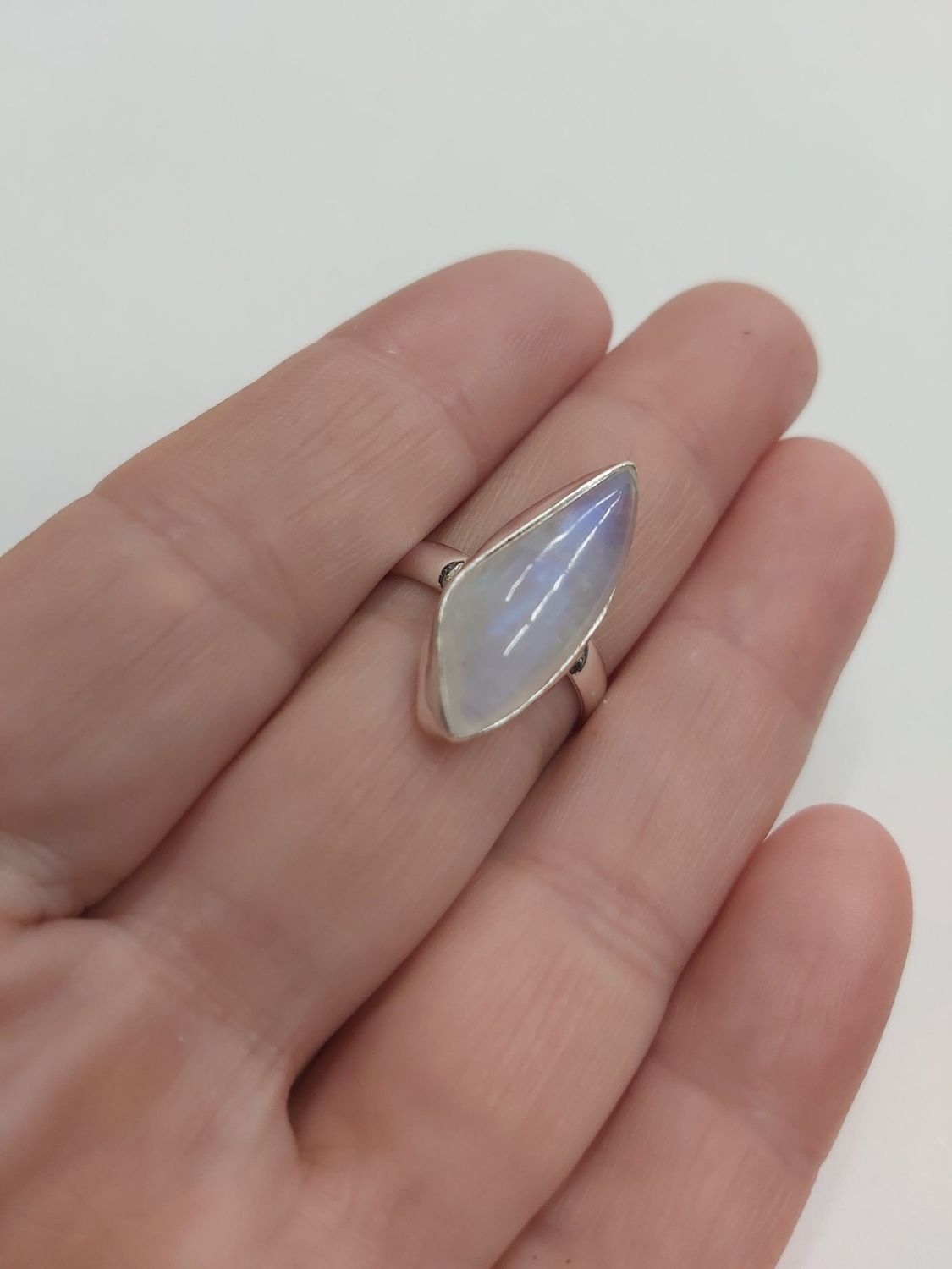 Rainbow Moonstone Ring E - Size 9 Sterling Silver