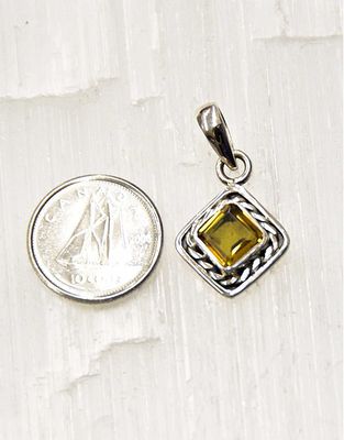 Zultanite Pendant Sterling Silver