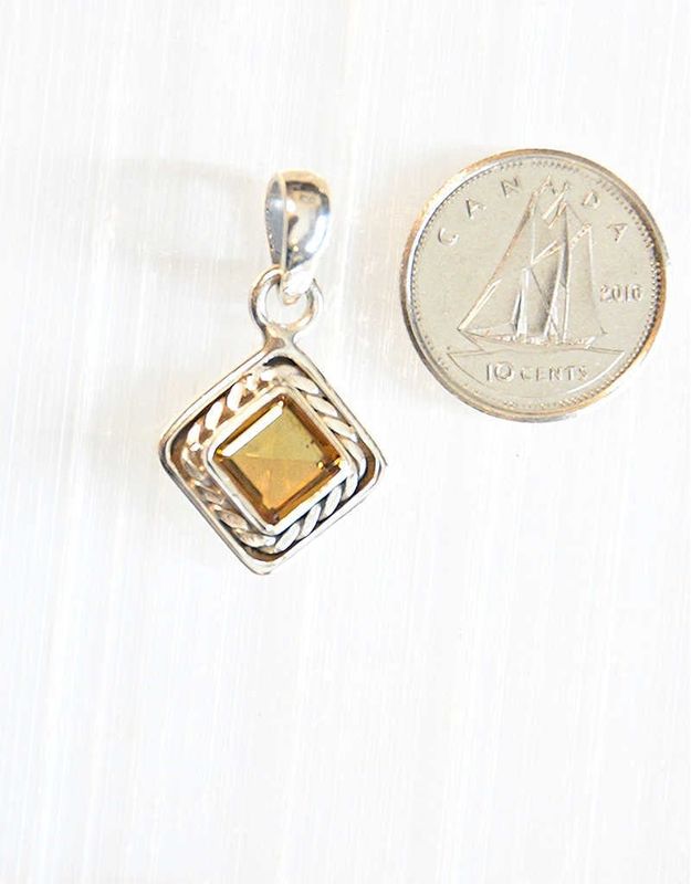 Zultanite B Pendant Sterling Silver