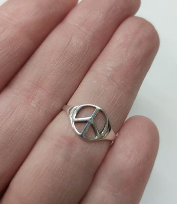 Peace Sign Ring - Size 4 Sterling Silver