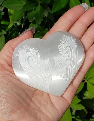 Selenite Heart w Etched Angel Wings - 3&quot;