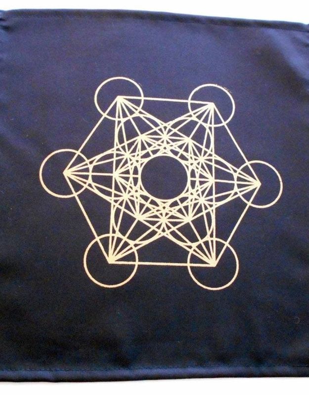Metatron&#39;s Cube Crystal Grid Mat - 12″ x 12″