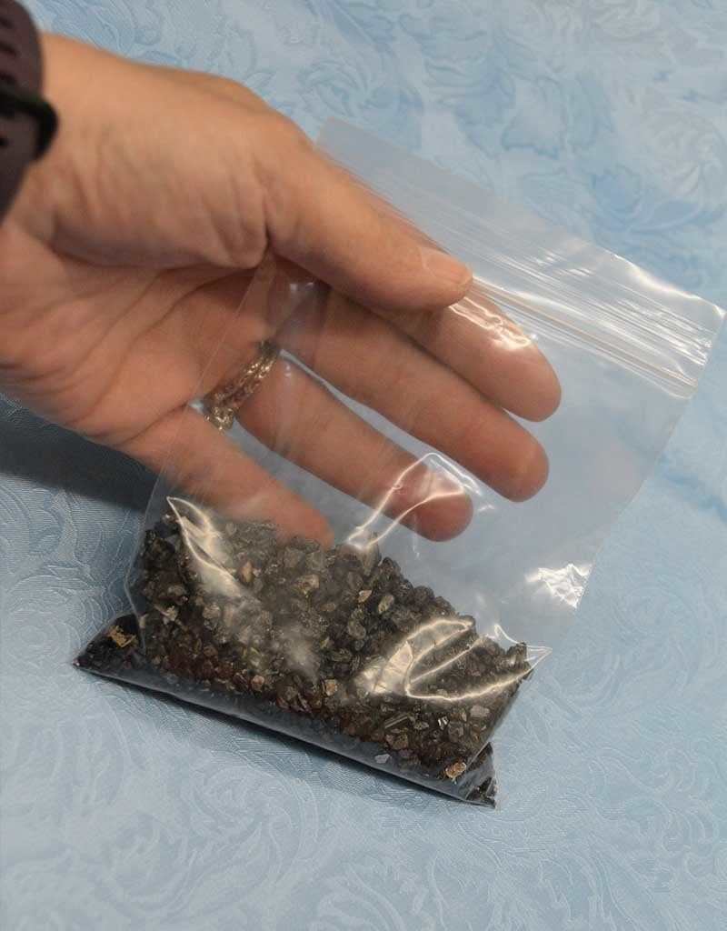 Crushed Crystal Chips - Black Tourmaline 100 gram