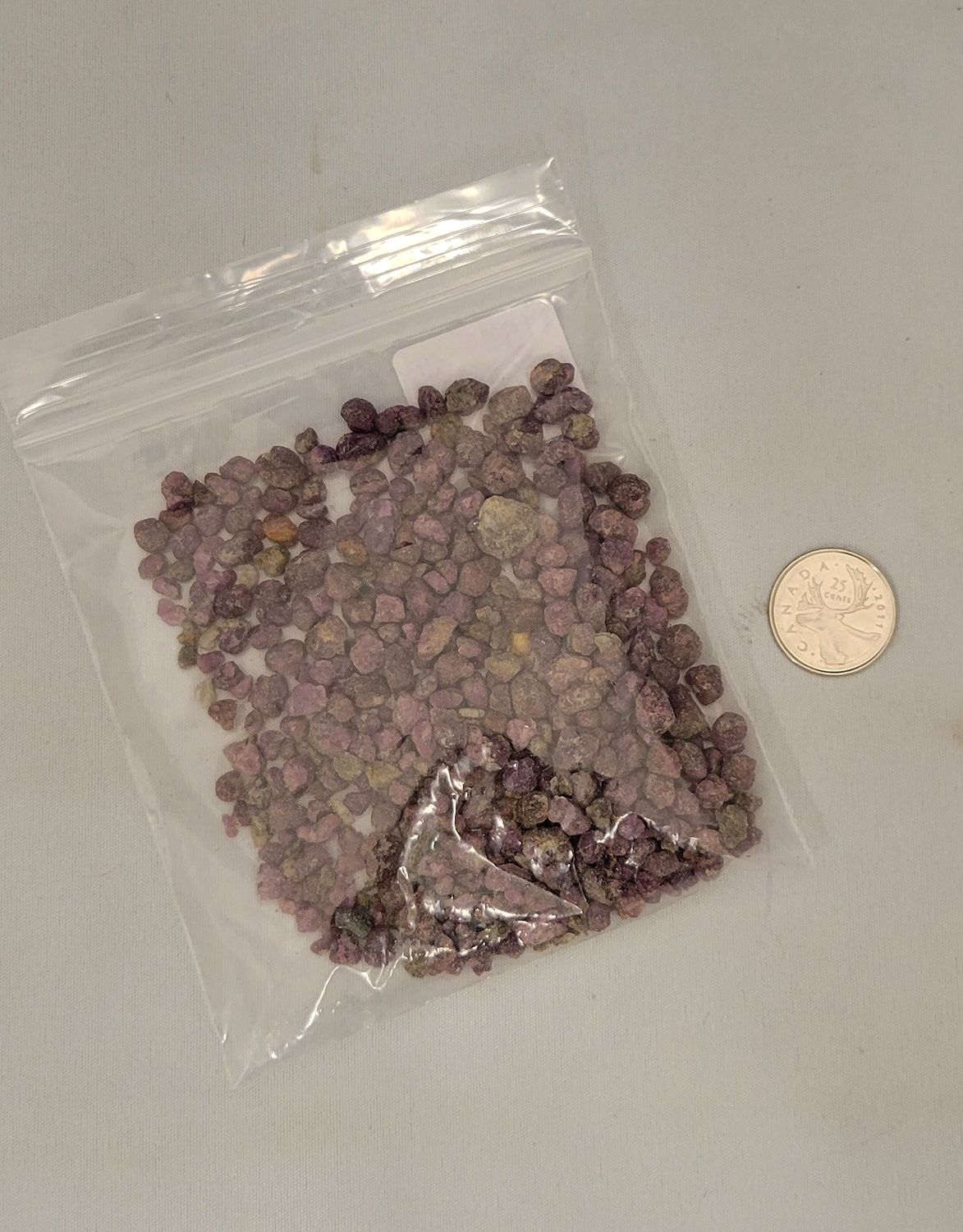 Crushed / Tiny Crystal Chips - Ruby 100g