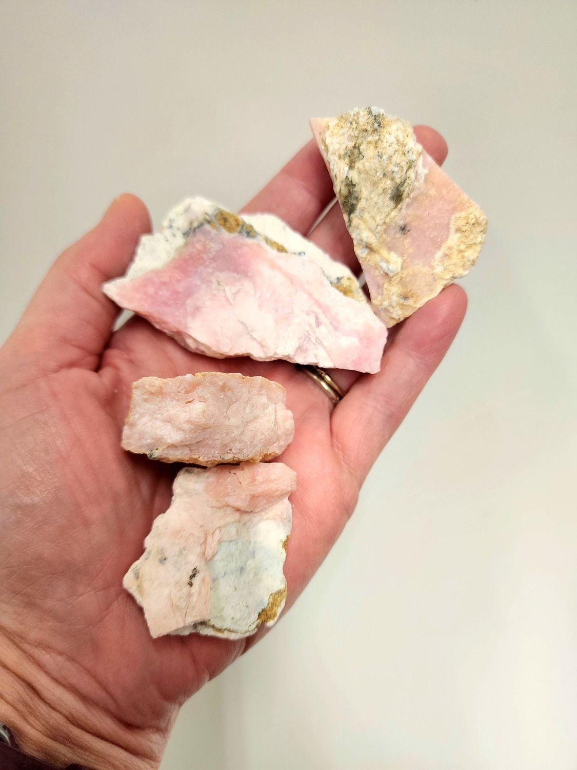 Pink Opal Raw