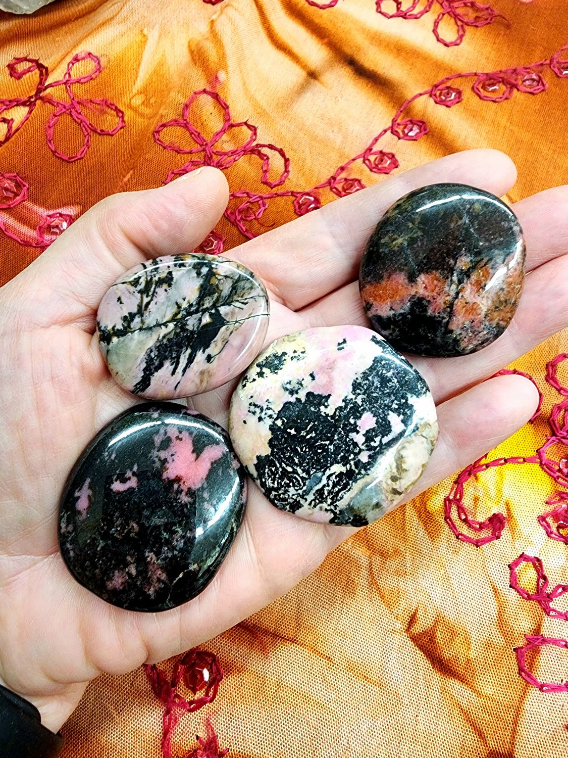 Rhodonite Earth Stones