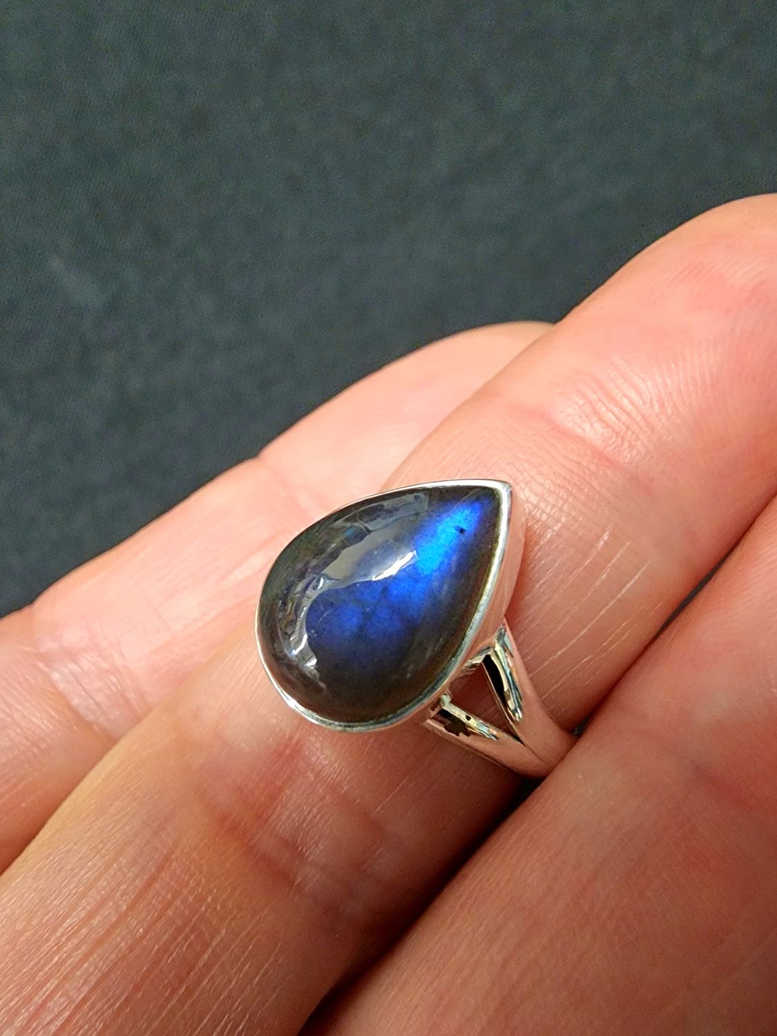 Labradorite Ring E - Size 7 Sterling Silver