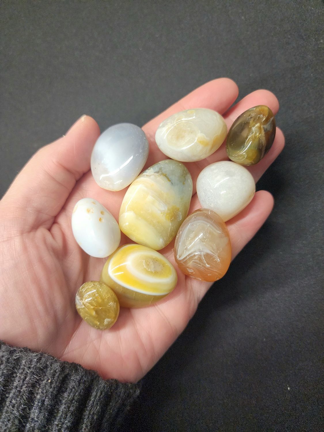 Natural Agate Tumbled