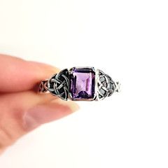 Amethyst .925 Sterling Silver Unisex Ring 10