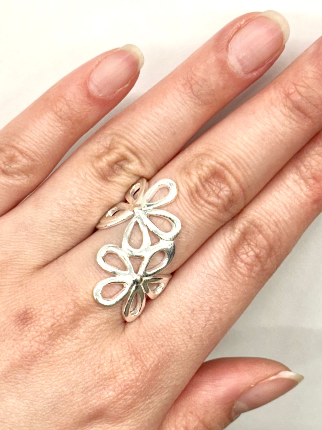 Daisy Design Sterling Silver Ring 10