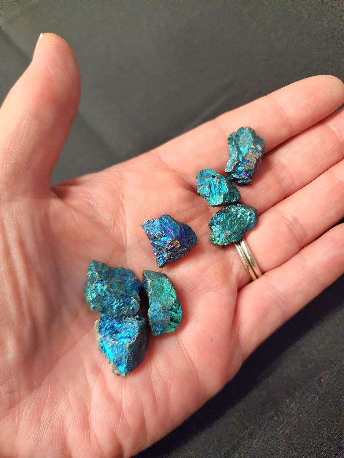 Chalcopyrite Chips Raw (Peacock Ore)