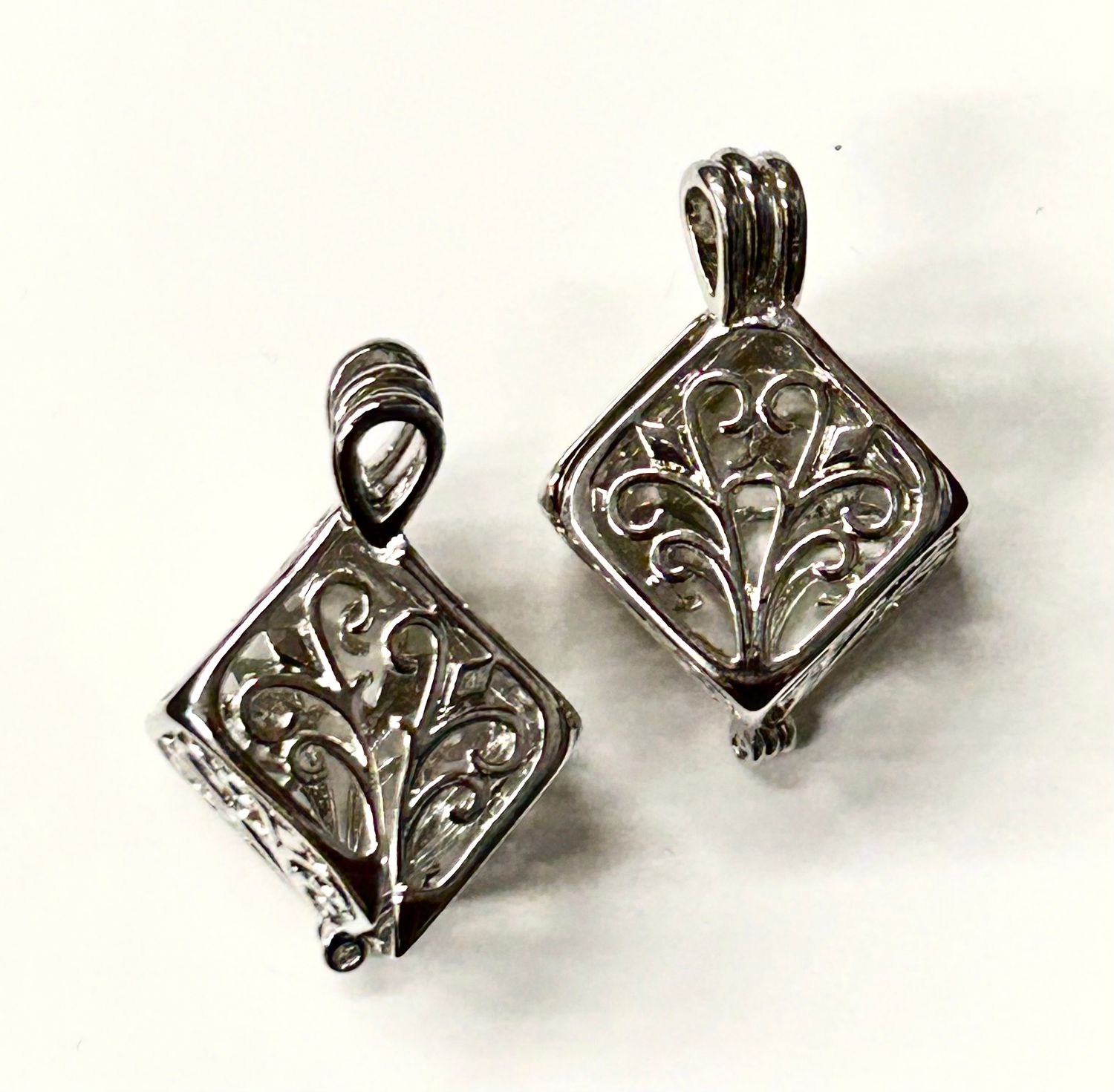 Square Filigree Pendant Cage 0.5 inch
